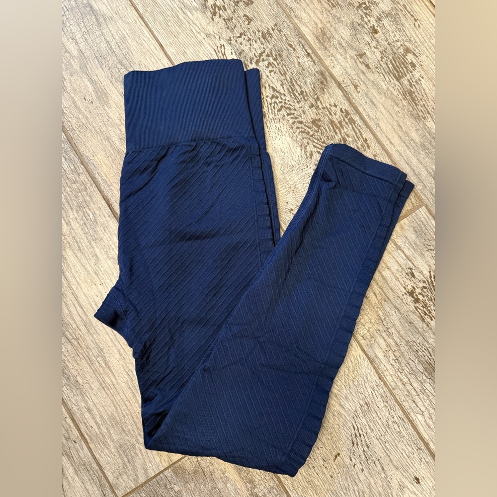 Zyia - Navy Reve Leggings